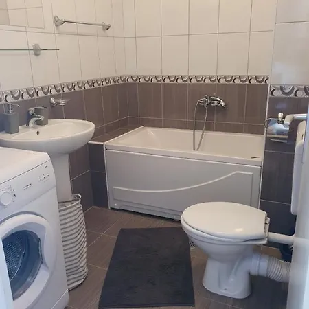 Apartamento Apartman Nidzo *